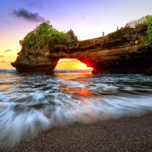 Wisatawan id Website Tempat Wisata dan Cerita Rakyat di 