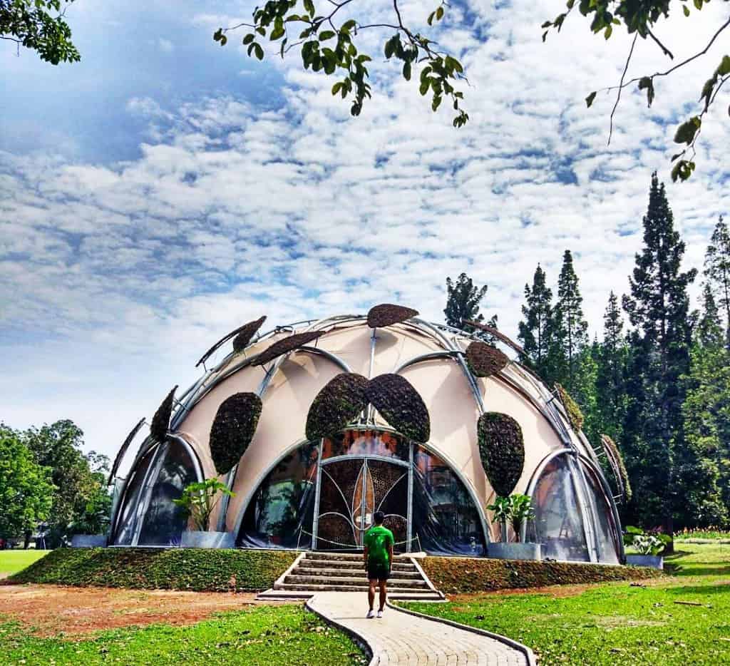 36 Tempat Wisata di Bogor Yang Tidak Boleh Anda Lewatkan