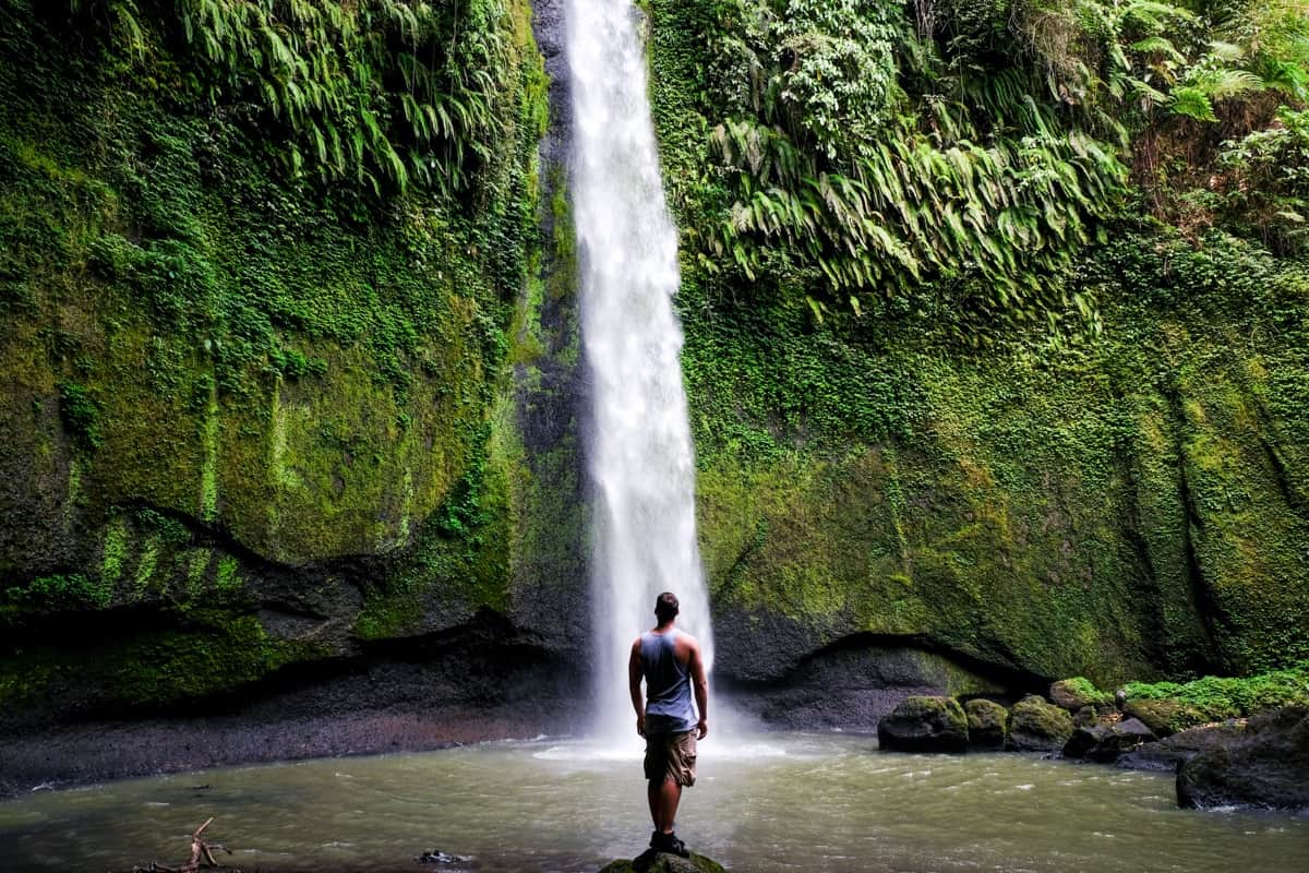 Air Terjun Tumiperas 30 Tempat Wisata di Manado yang Sangat Sayang Dilewatkan, Unik dan Menarik!